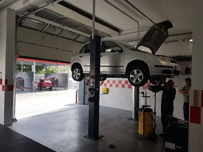 Serwis EUROBENZ - auto serwis | wymiana szyb, oleju, naprawy bieżące | myjnia bezdotykowa 24/7